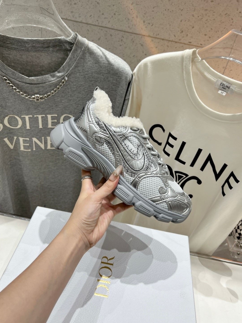 chr1st1an D10r sneakers